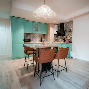  Apartment Qh Caldeleria Vieja